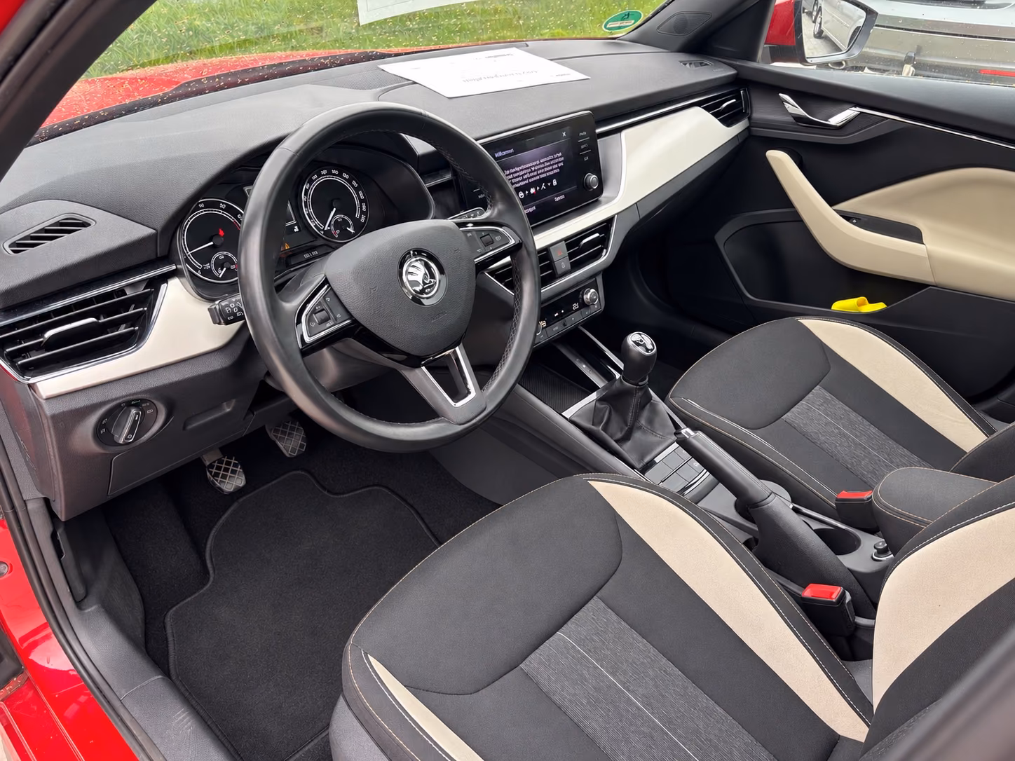 Skoda Kamiq Style * PANO * LED * CARPLAY
