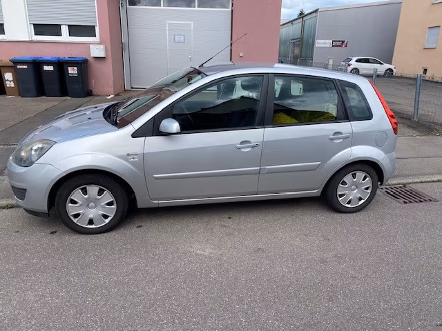 Ford Fiesta Style