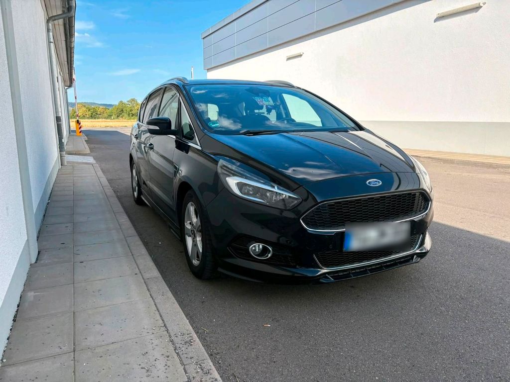 Image of Ford S-Max
