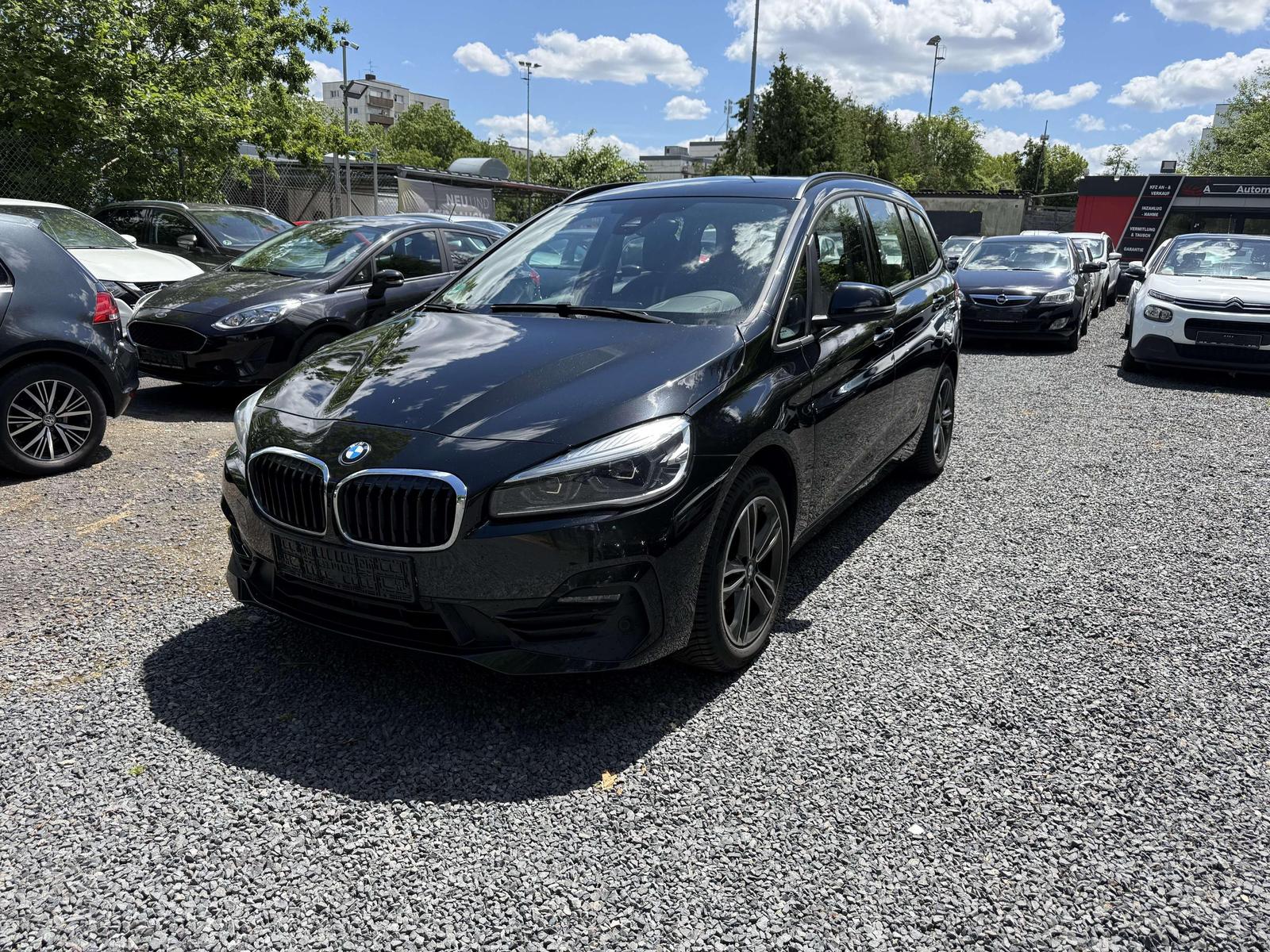 BMW 216 216 i Sport Line