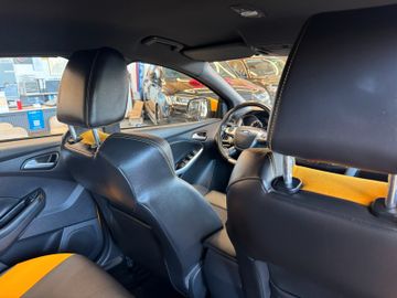 MYAUTOCENTER – Gebraucht- und Jahreswagen mit Werkstattservice in Pfaffenhofen Ford Focus *RECARO*SPORT*SitzHZ*2-ZONEN*TÜV 0127*