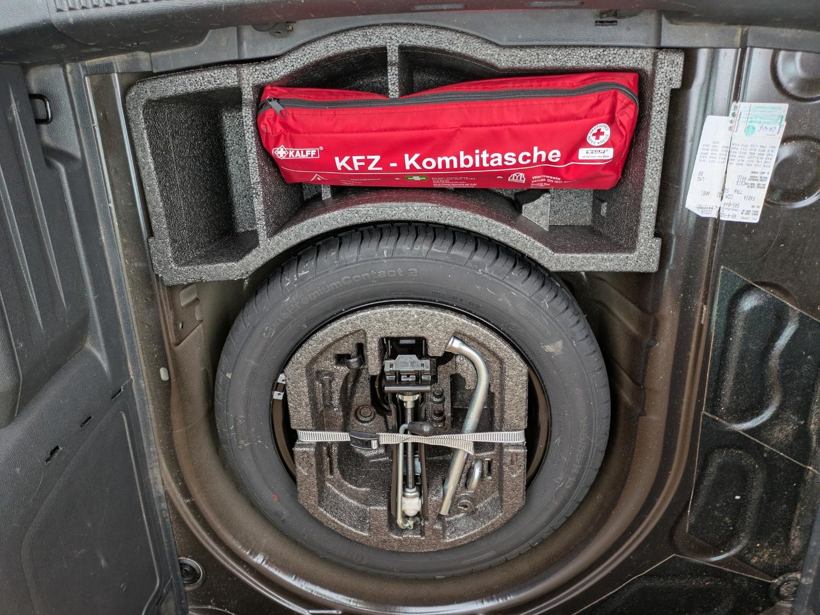 Skoda Fabia 2011 — photo 13