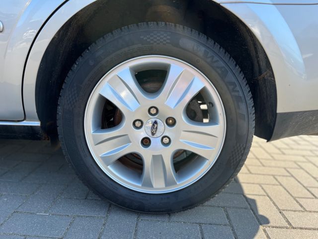 Ford Mondeo  Lim. Ghia