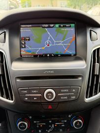Ford Focus - 12
