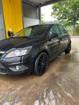 Ford Focus 1,6 Ti-VCT Sport Sport - Ford Focus aus 2009: 1.6