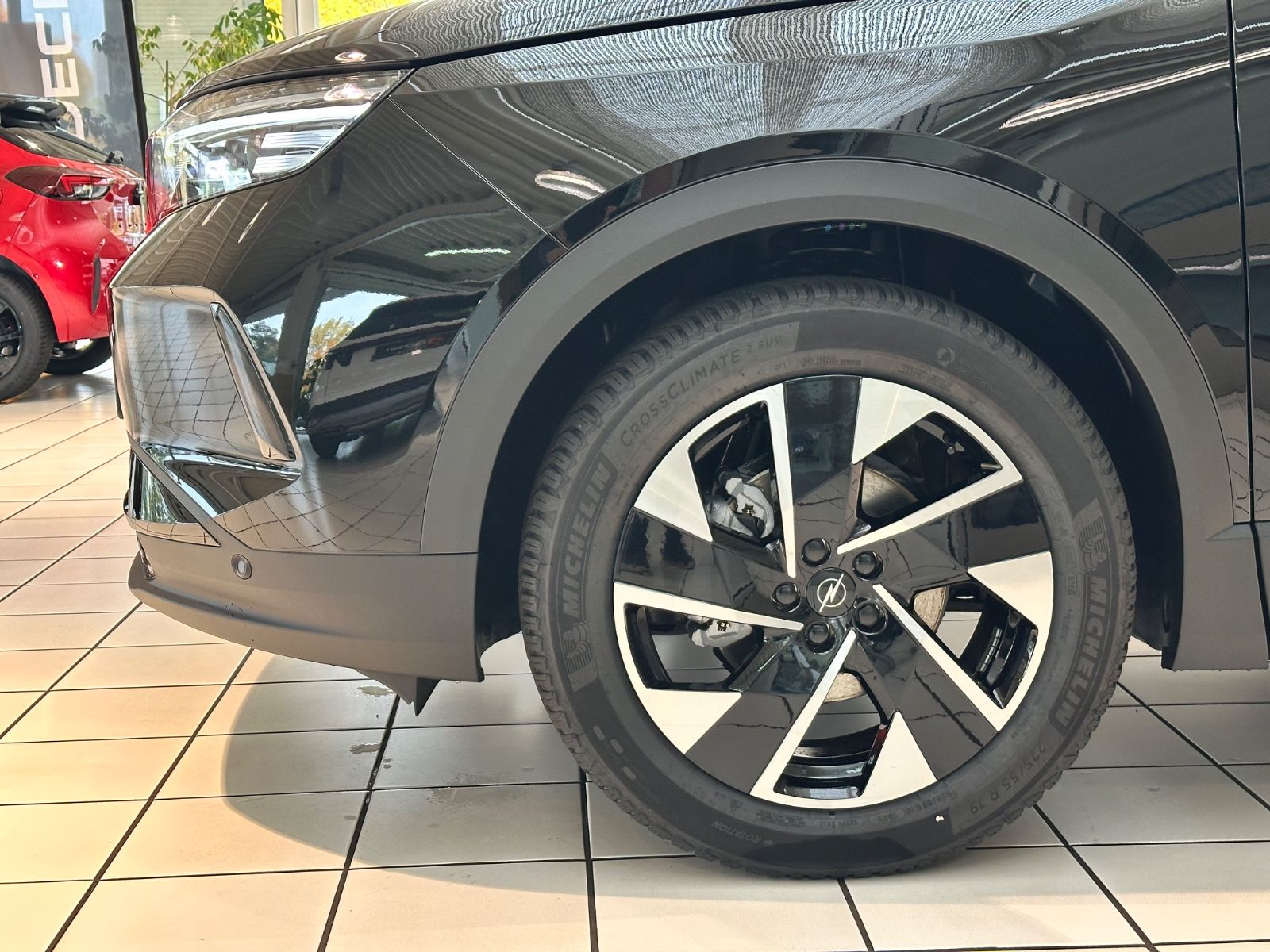 Fahrzeugabbildung Opel Grandland Hybrid *NAVI*SHZ*Allwetter*Kamera*Foc