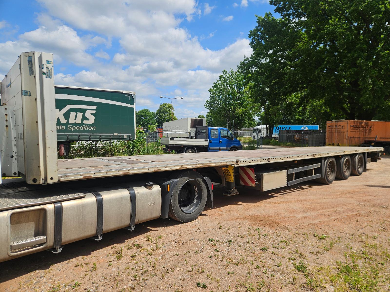 Schmitz Cargobull Mega SCS 24/L Plattform Liftachse