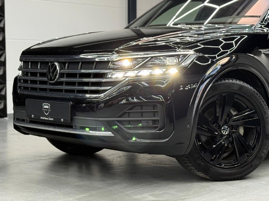 Volkswagen Touareg R Line V6 TDI 4M, Studioaufnahme