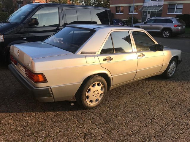 Mercedes-Benz Baby Benz Mercedes 190 1,8