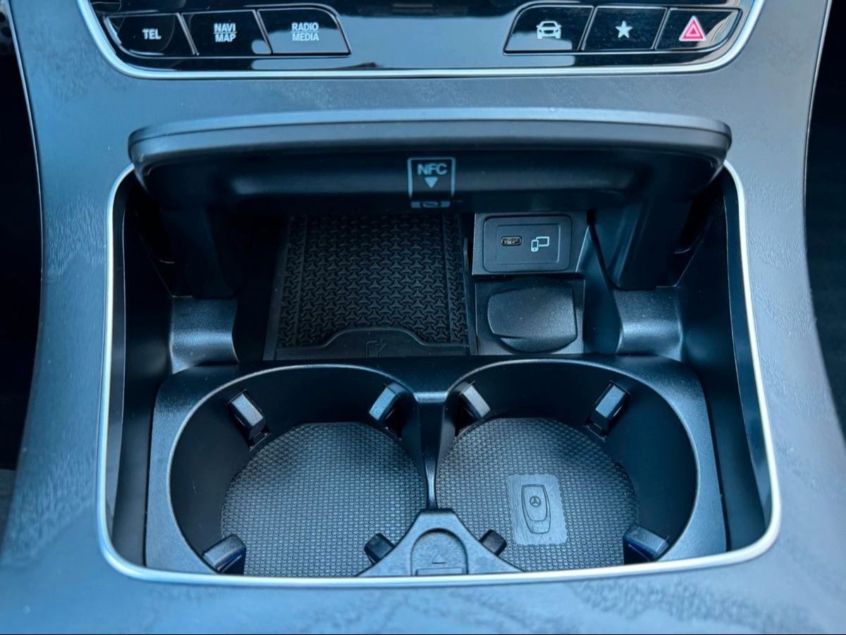 Fahrzeugabbildung Mercedes-Benz E 300 d  T 4M AMG HUD+PANO+AHK+Burm+Distr+360°