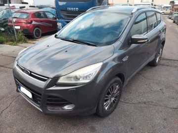 Ford Kuga - 9