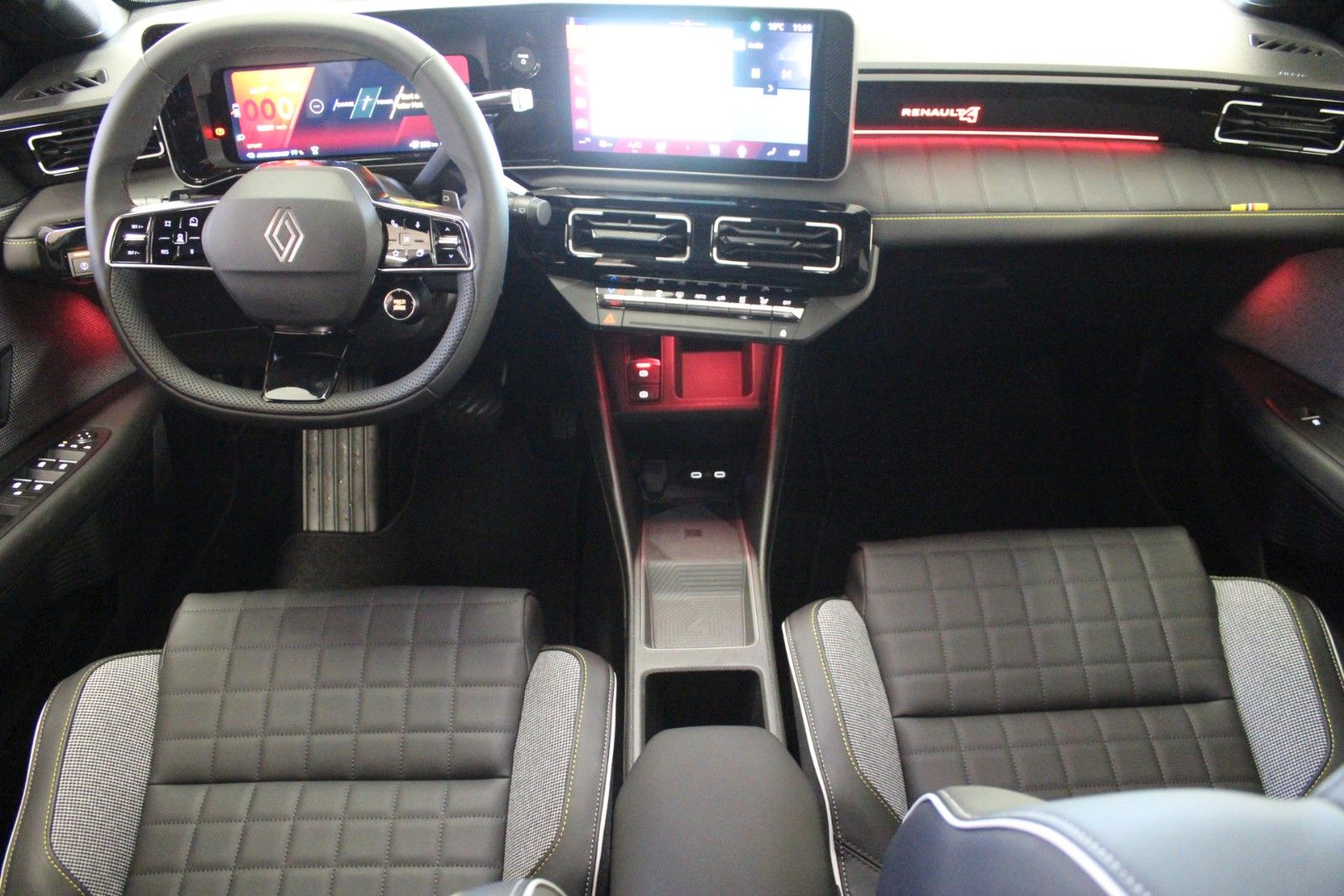 Fahrzeugabbildung Renault R 4 E-Tech 150 Comfort Range Iconic *Vollausst.*