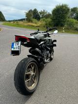Ducati Streetfighter V2 - kein Vorführer, viel Zubehör - DUCATI ST2