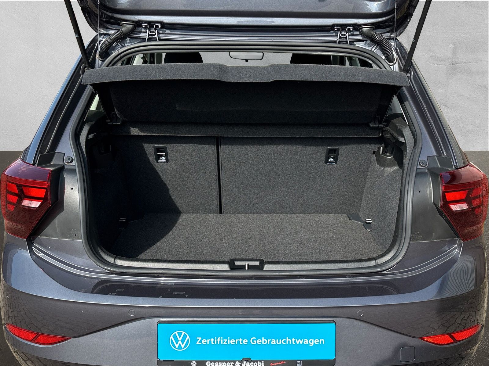 Fahrzeugabbildung Volkswagen Polo Life 1.0 TSI LED Bluetooth