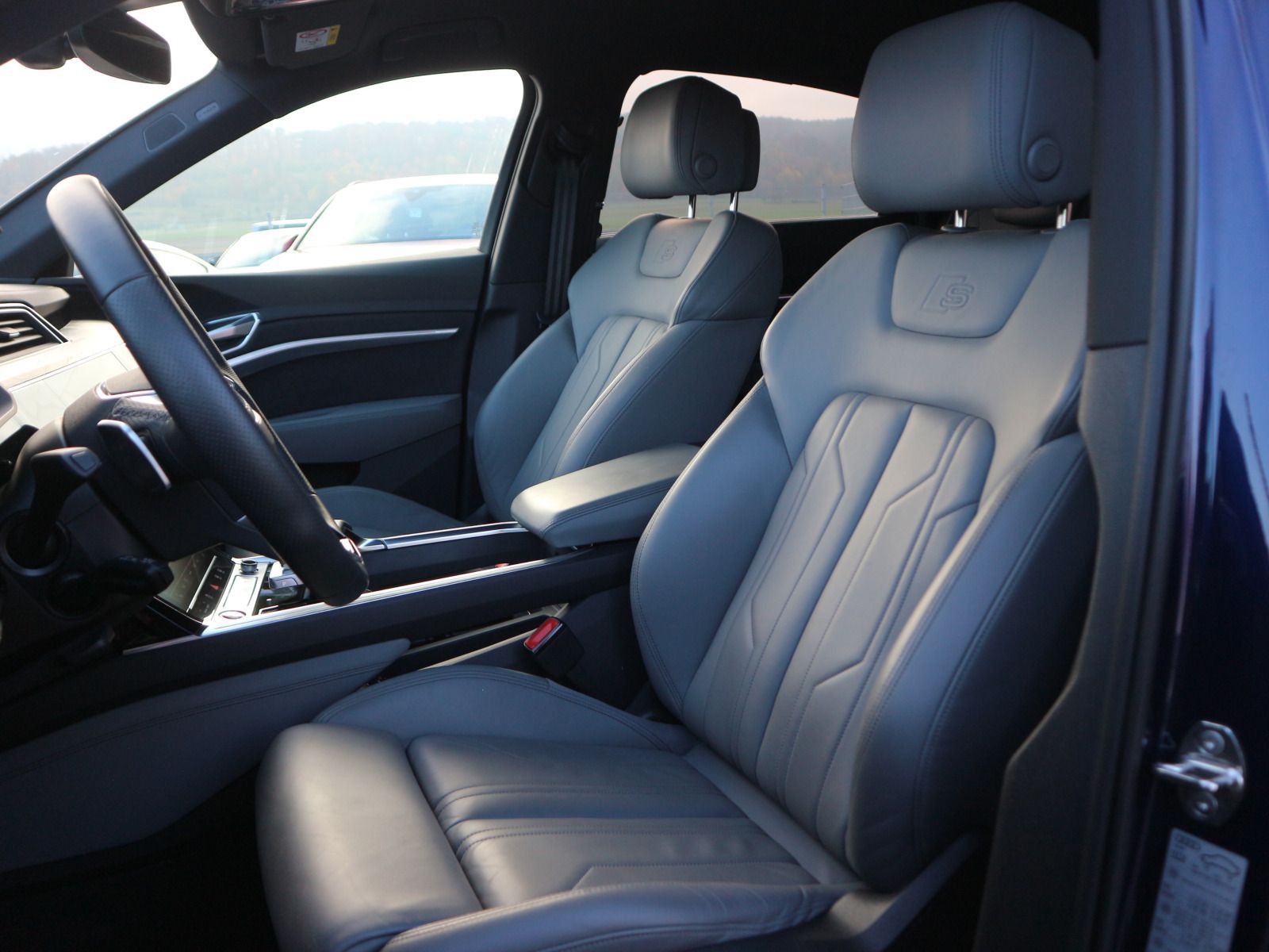 Audi e-tron - Bild 12