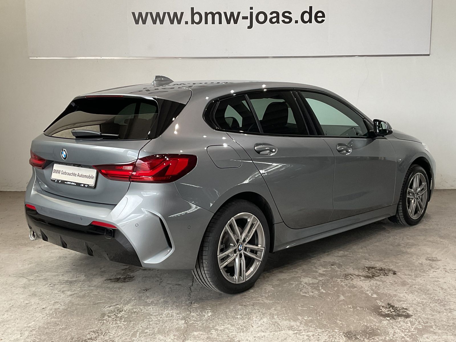 Fahrzeugeinzelansicht 17 Fahrzeugabbildung BMW 118i |elektr. Heckklappe |Lenkradheizung |Rückfa