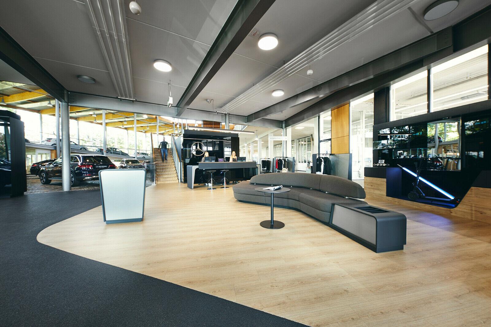 showroom-image-main