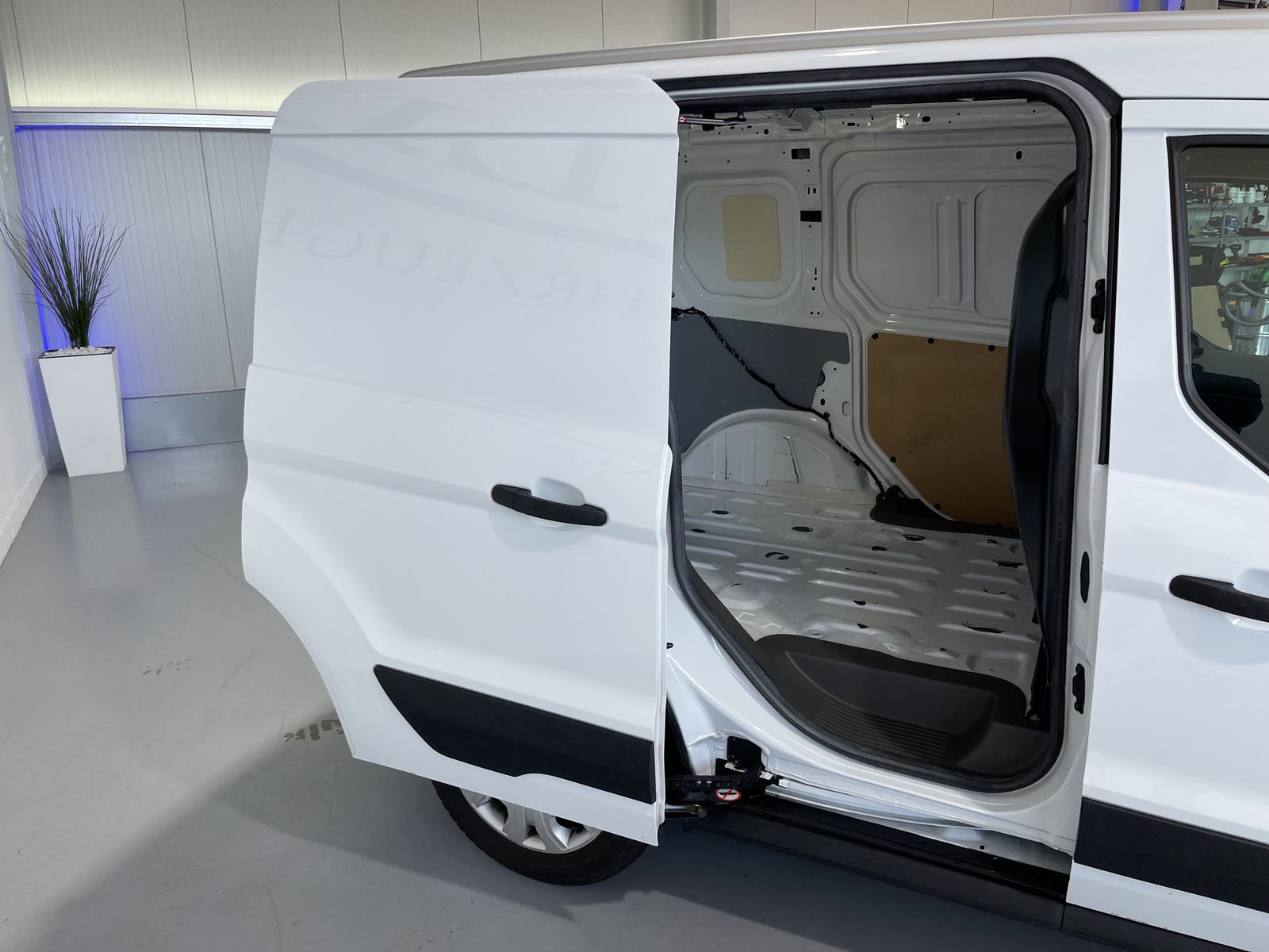 Fahrzeugabbildung Ford Transit Connect Kasten Trend*1.5 TDCi EcoBlue*