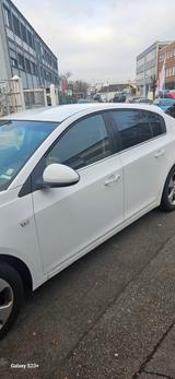 Chevrolet Cruze 2.0D LTZ AT Diesel LTZ - Chevrolet Cruze von privat
