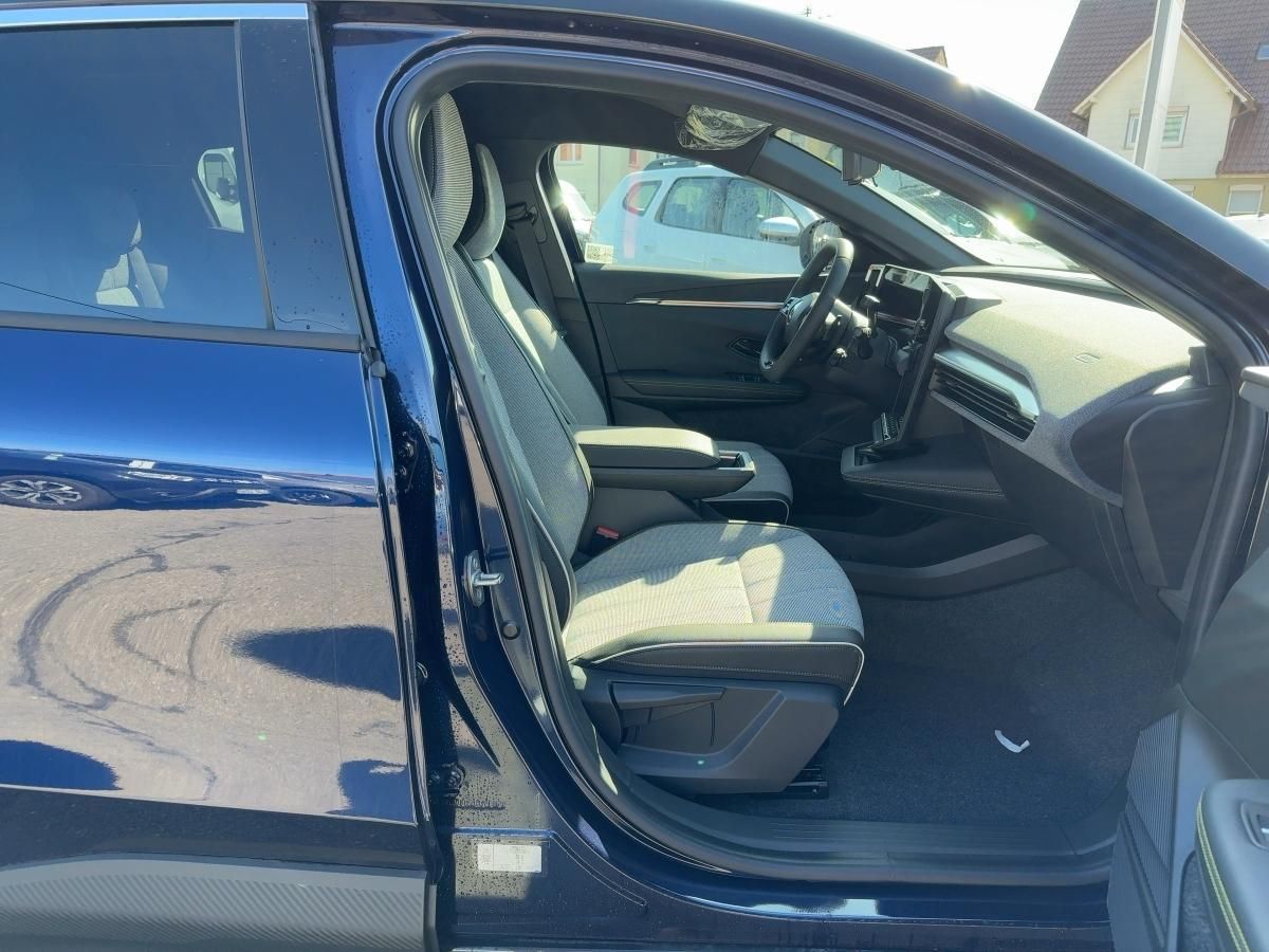 Fahrzeugabbildung Renault Megane Techno EV 60 220hp E-Tech 100% el.