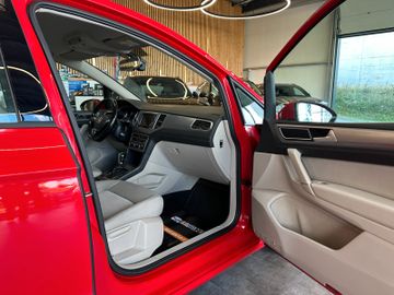 Volkswagen Golf Sportsvan *TEMPO*NAV*PDC*CAM*2-ZONEN*AHK*