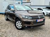 Volkswagen Touareg V6 TDI BMT R-Line Top Gepflegt! - Volkswagen Touareg in Frankfurt (Main)