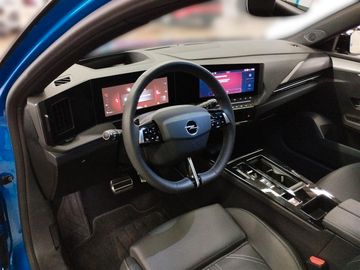 Fotografie 9 des Opel Astra ST Ultimate Automatik Leder Schiebedach