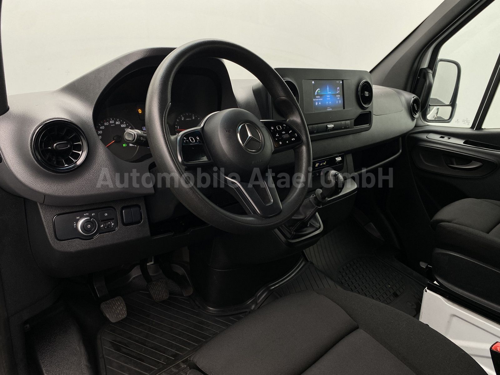 Fahrzeugabbildung Mercedes-Benz Sprinter 314 *4x4* Mixto+5-Sitze+Werkstatt 6012