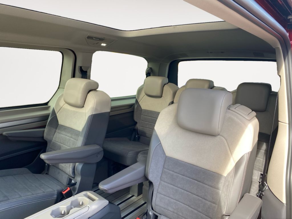 Fahrzeugabbildung Volkswagen T7 Multivan 1,5 eHybrid 4MOTION LÜ Energy