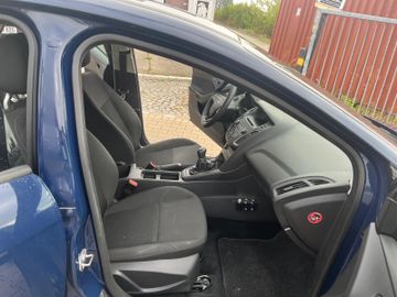Ford Focus - 7