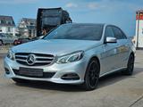 Mercedes-Benz E 350*ACC+*MASSAGE*TOTWINKEL*DYNAMISCHE SITZE - Mercedes-Benz E 350: Silber, Limousine
