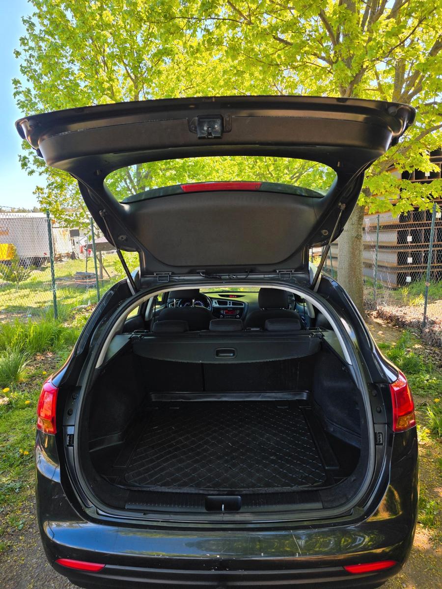 Kia cee'd 2013 — photo 12