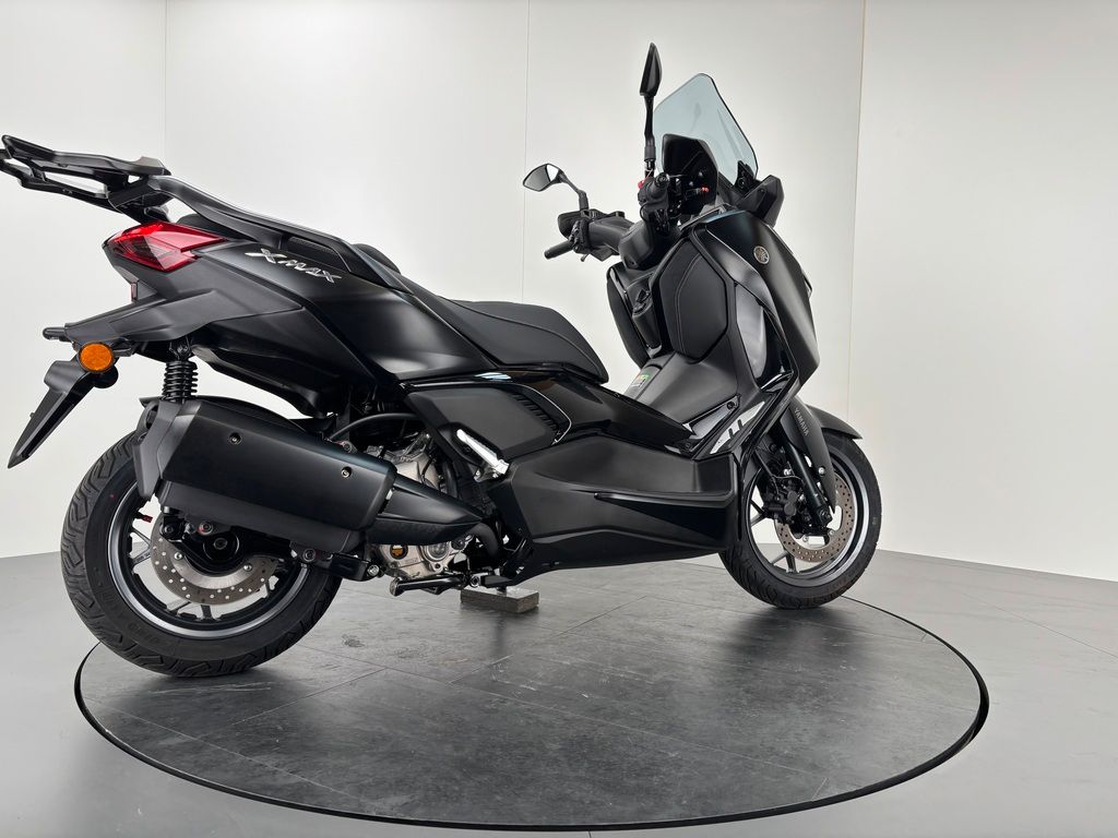 Fahrzeugabbildung Yamaha XMAX 300 TECHMAX *NEUWERTIG *TOPCASETRÄGER