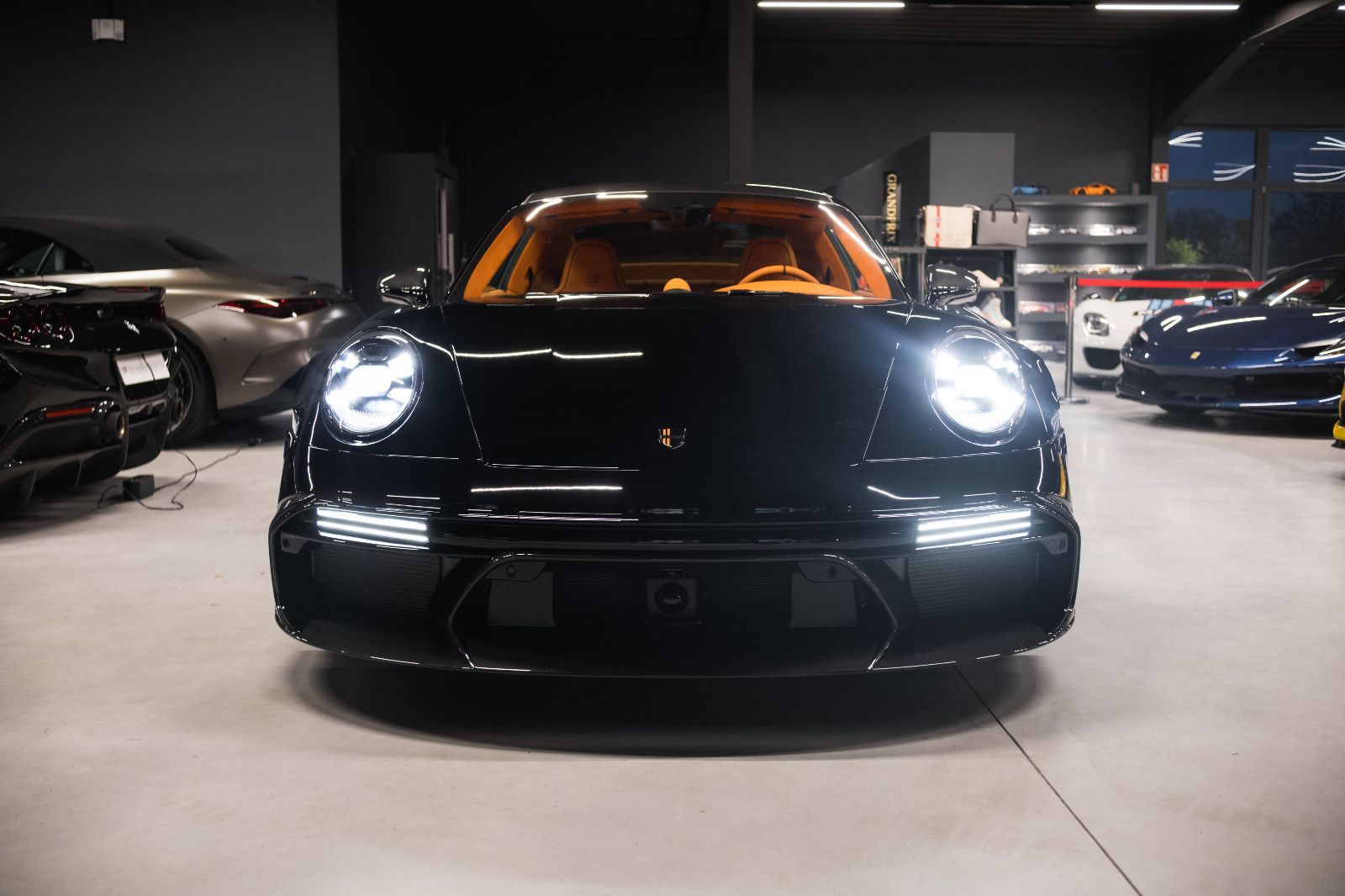 Fahrzeugabbildung Porsche 911 BRABUS ROCKET R "1 of 25"- 900 PS - VOLL