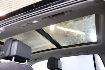 Volkswagen Tiguan R-LINE 2.0 TDI 4M HUD+AID+360°+PANO