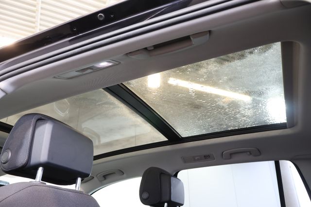 Volkswagen Tiguan R-LINE 2.0 TDI 4M HUD+AID+360°+PANO