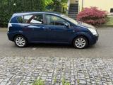 Toyota Corolla Verso 2.2 D-4D Executive Klima Navi - Toyota Corolla Verso mit Diesel-Antrieb: 2.2