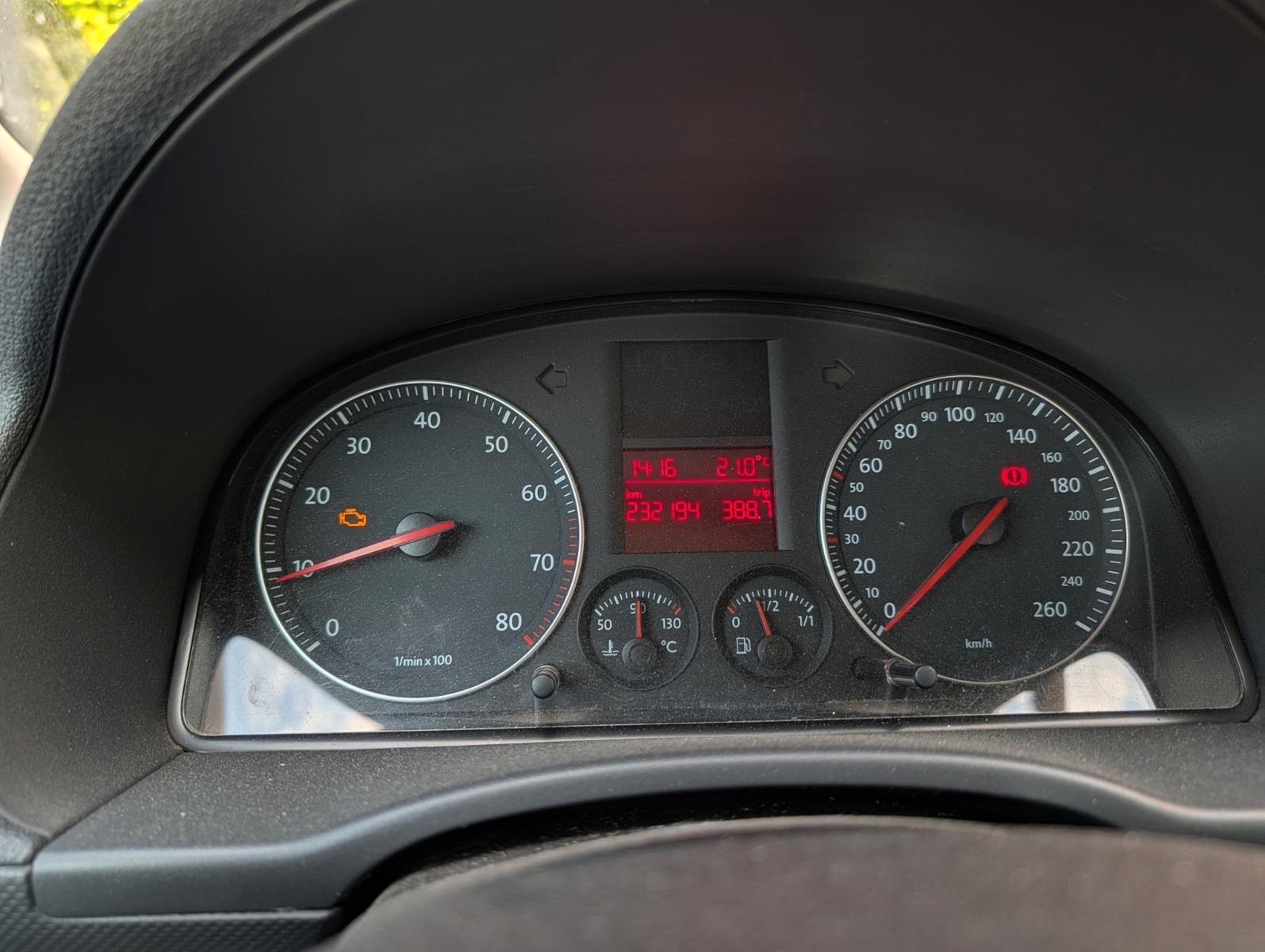 Volkswagen Caddy Life 1.6 - TÜV Klima AHK 2 Schiebetüren