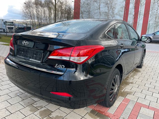 Fahrzeugabbildung Hyundai i40 Comfort(Tüv&Insp.neu)