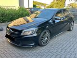 Mercedes-Benz A 250 4MATIC AMG Line ACC Pano Harman-Kardon - Mercedes-Benz A 250 aus 2014