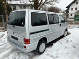 Volkswagen T4 Multivan - silberne Volkswagen T4 Multivan