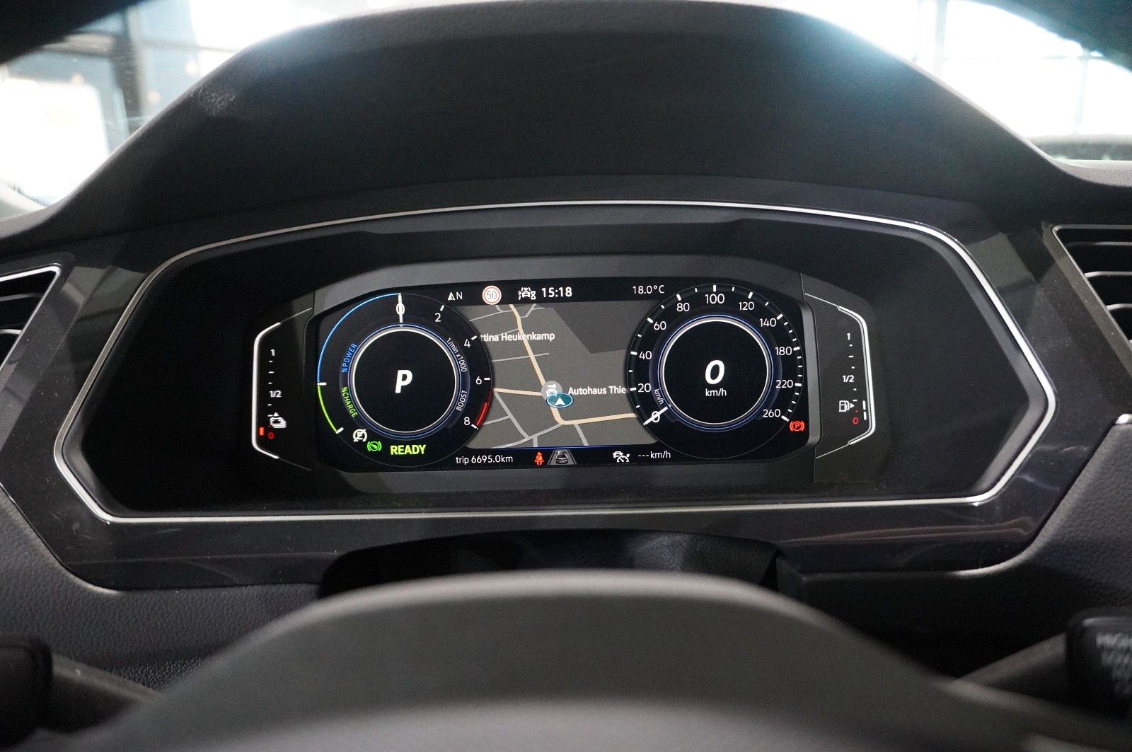 Fahrzeugabbildung Volkswagen Tiguan Life 1.4 e-HYBRID NAVI/LED/KAMERA/SH/VIRT