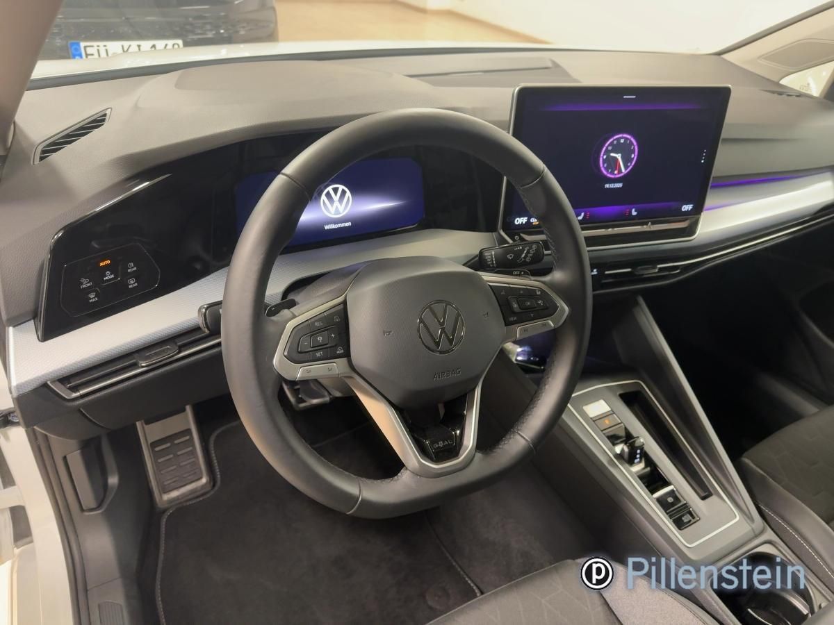 Volkswagen Golf - Bild 10