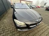BMW 550i F10 HUD Soft-Close Leder TV Navi - BMW 550: F10 550i