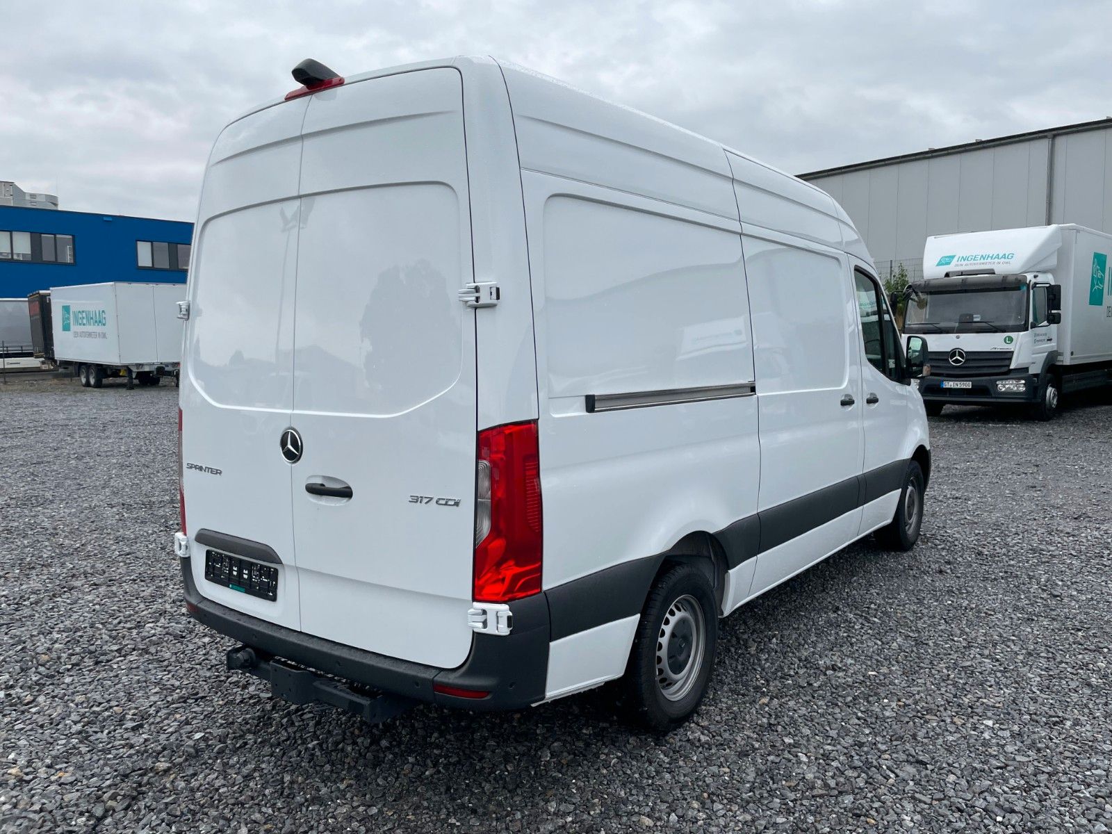 Fahrzeugabbildung Mercedes-Benz Sprinter III 317 CDI  MR Kamera