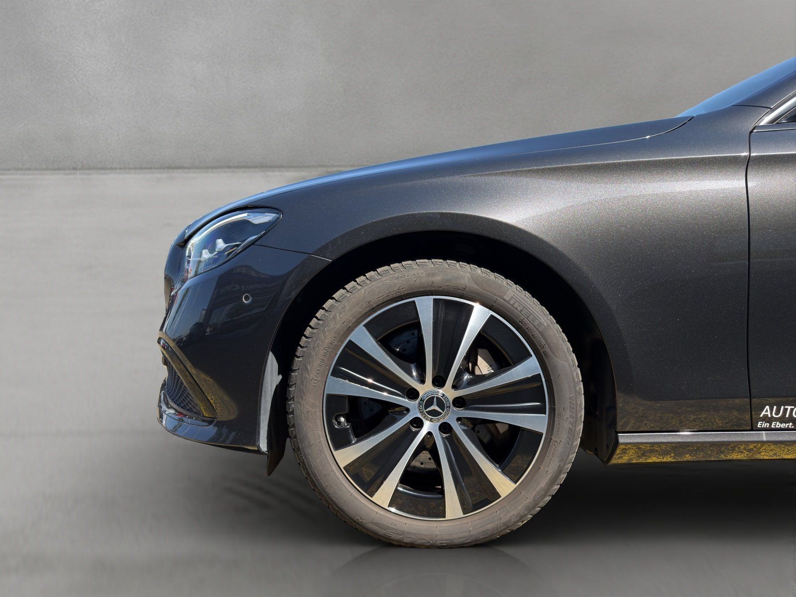 Fahrzeugabbildung Mercedes-Benz E 300 e T-Modell AVANTGARDE DISTRONIC PSD AHK