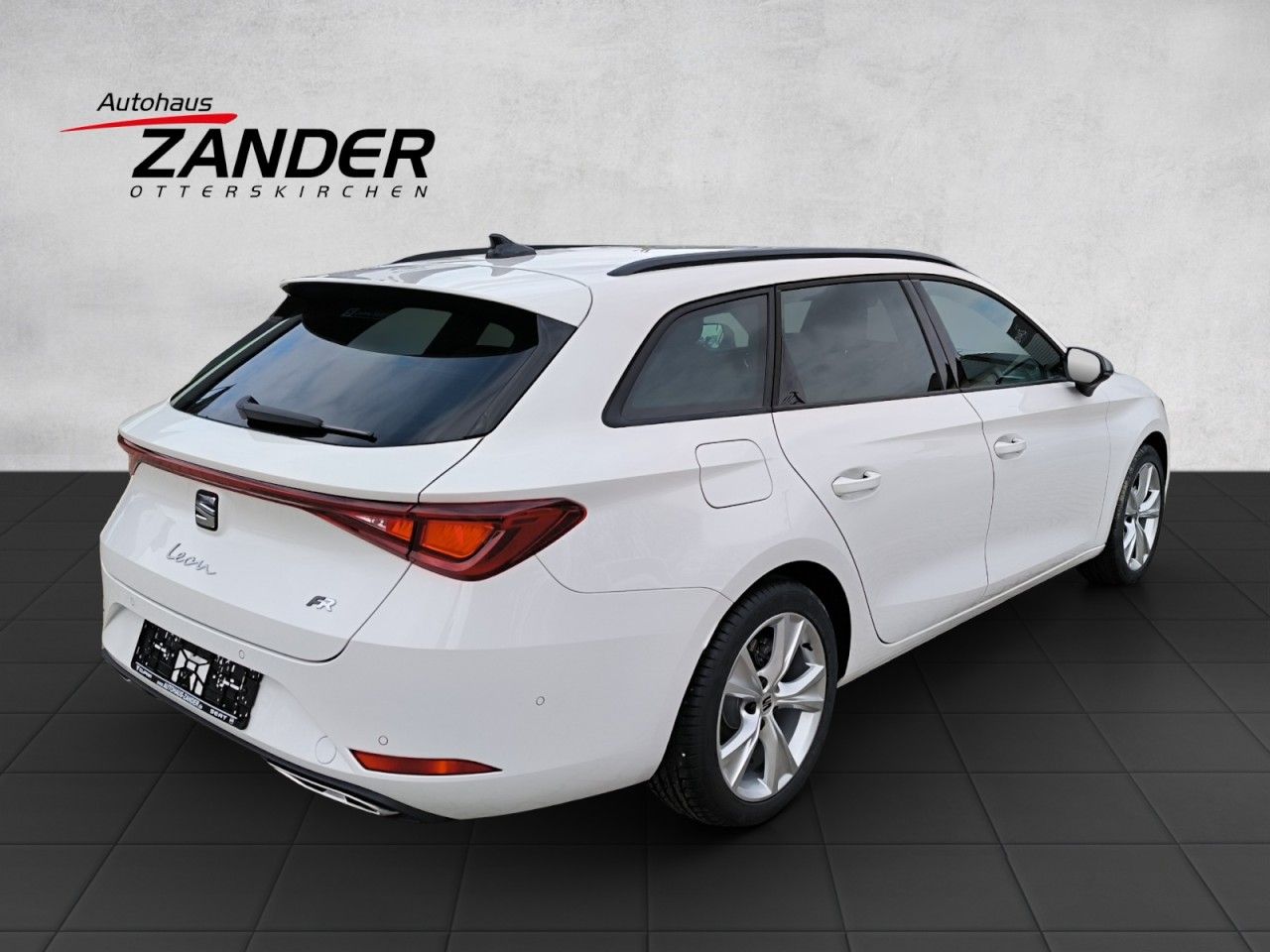 Fahrzeugabbildung SEAT Leon Sportstourer 1.5 eTSI 110 kW FR