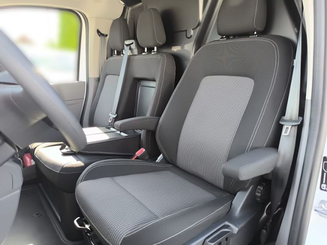 Fahrzeugabbildung Volkswagen Transporter Kasten 2.0 TDI LR Langer Radstand NA