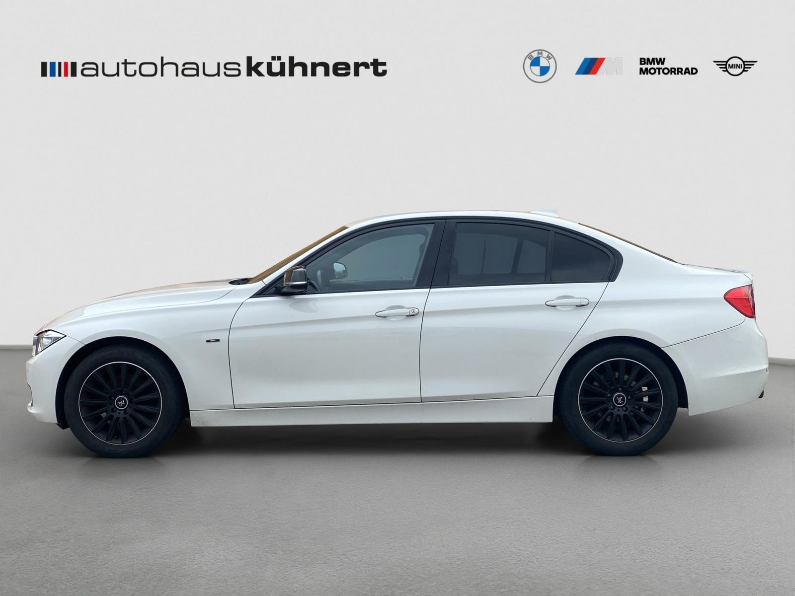 BMW 320i Limousine Sport Line +nur an Händler/Export