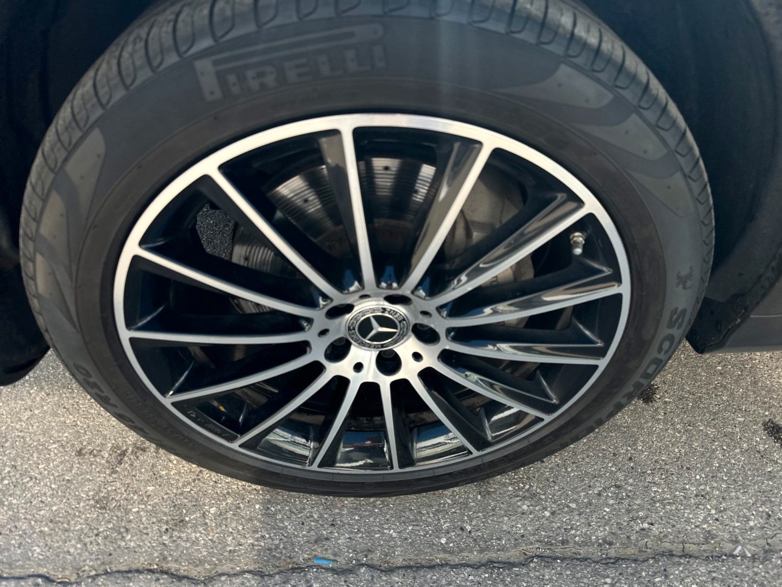 Fahrzeugabbildung Mercedes-Benz GLC 250 4MATIC Autom., ABSTANDSTEMPOMAT, PANORAM